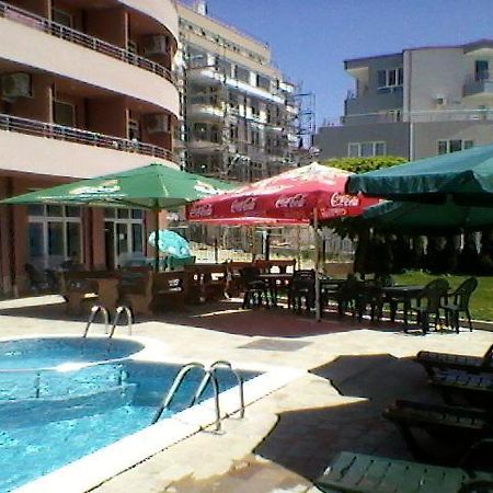 Femili Hotel Diveda Sveti Vlas Εξωτερικό φωτογραφία