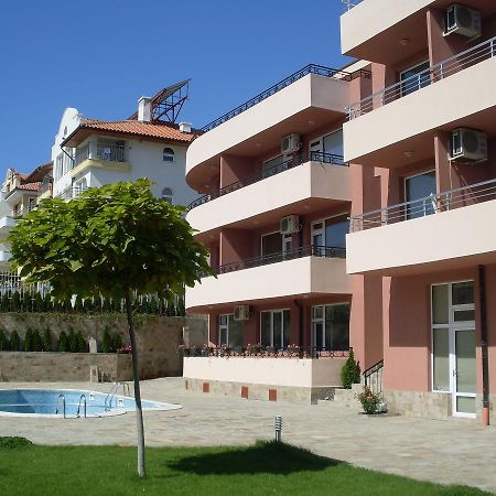 Femili Hotel Diveda Sveti Vlas Εξωτερικό φωτογραφία