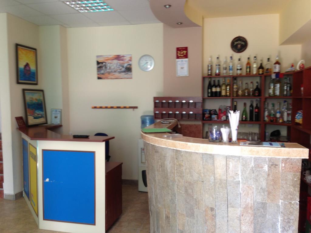 Femili Hotel Diveda Sveti Vlas Εξωτερικό φωτογραφία